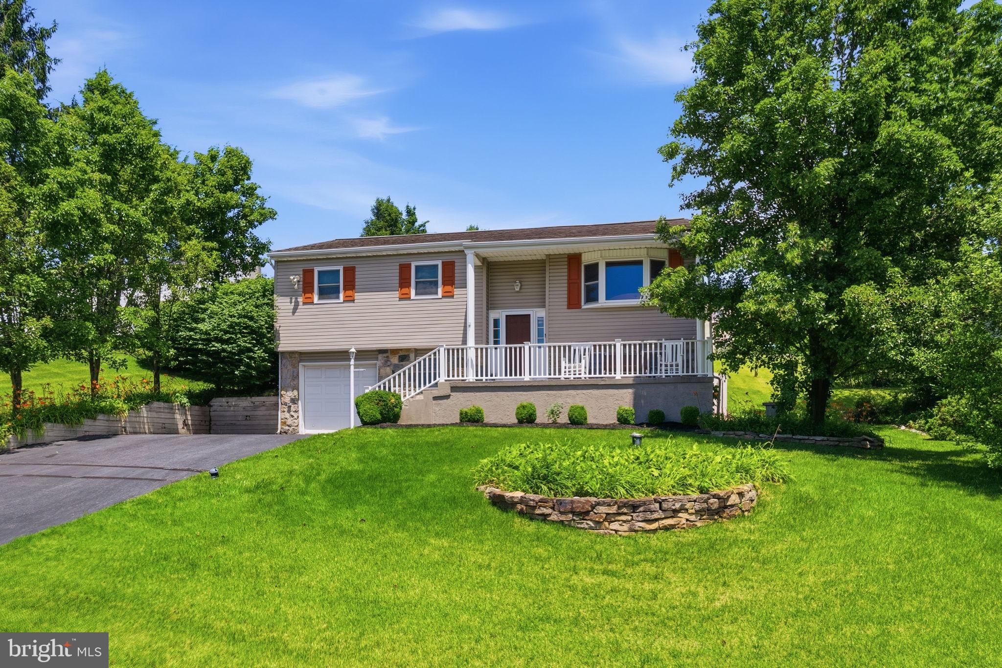 1507 OAKDALE DRIVE
