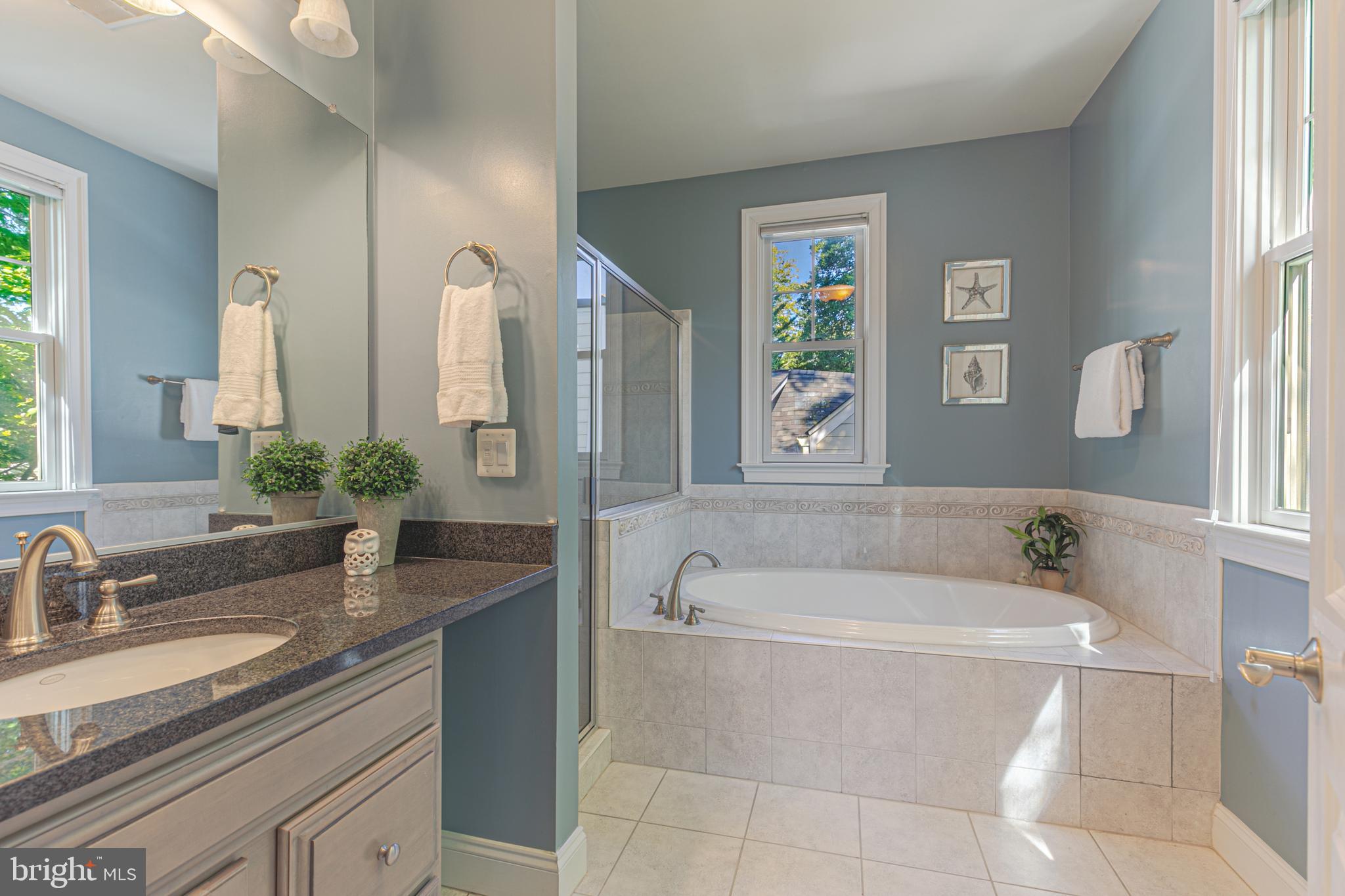 LEE HEIGHTS - Residential