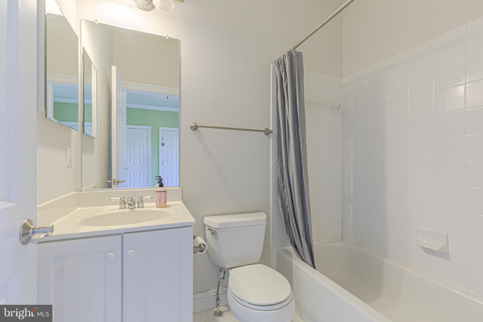 LEE HEIGHTS - Residential