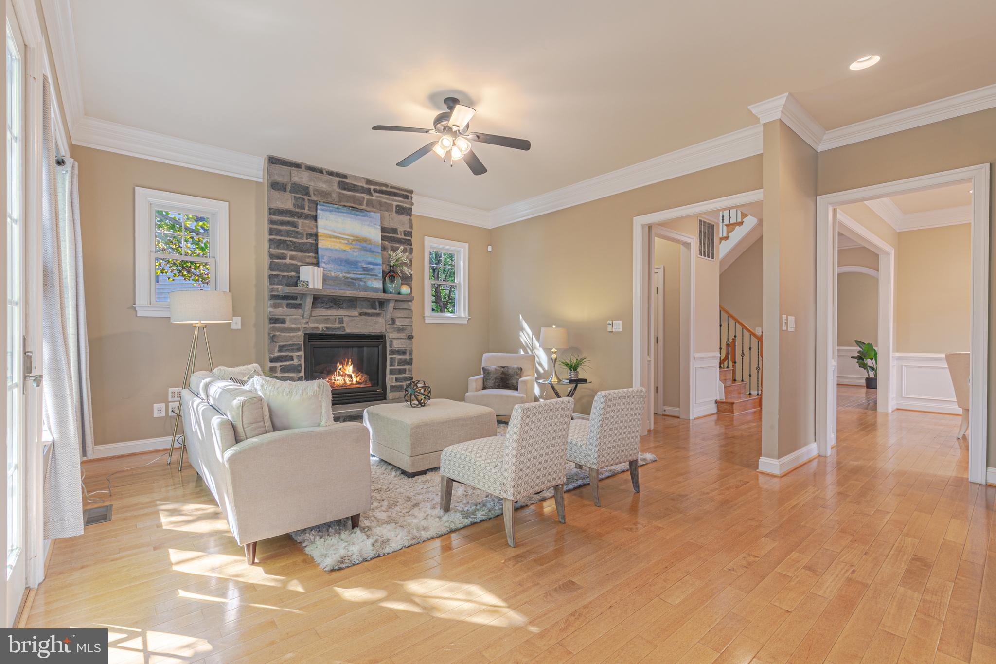 LEE HEIGHTS - Residential