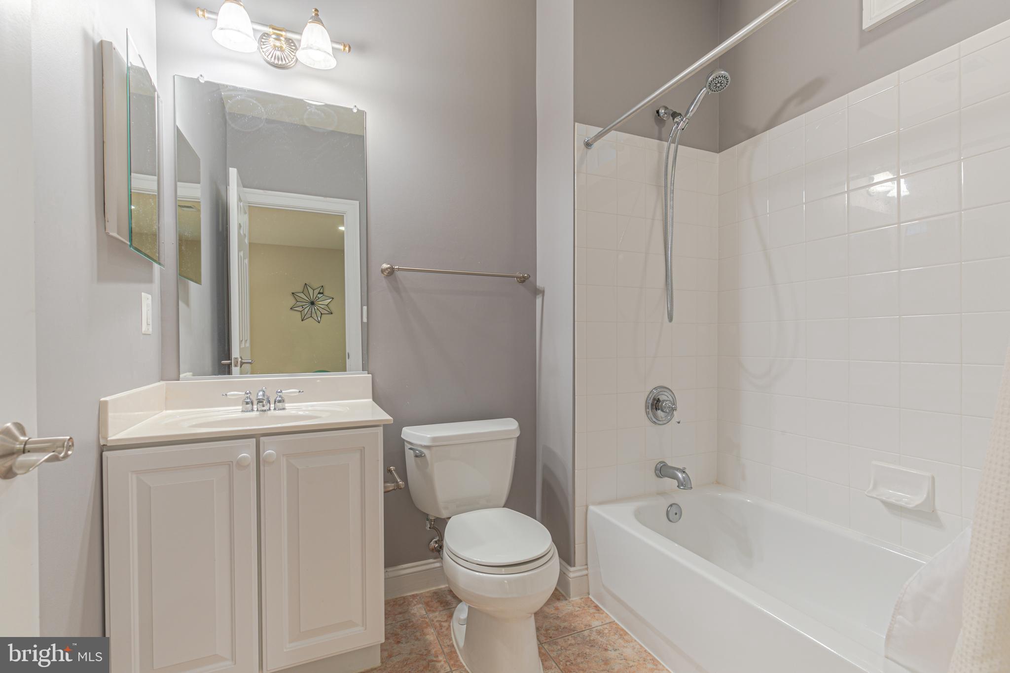 LEE HEIGHTS - Residential