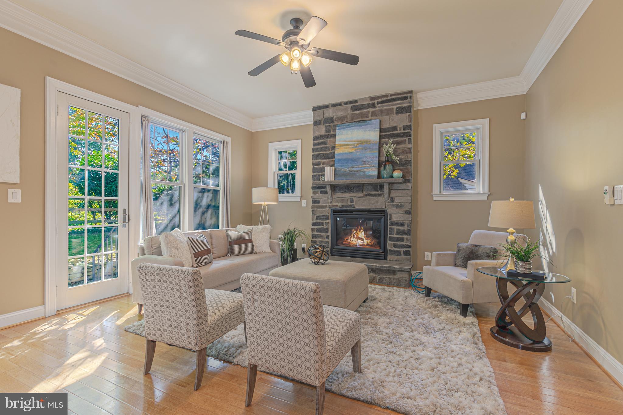 LEE HEIGHTS - Residential