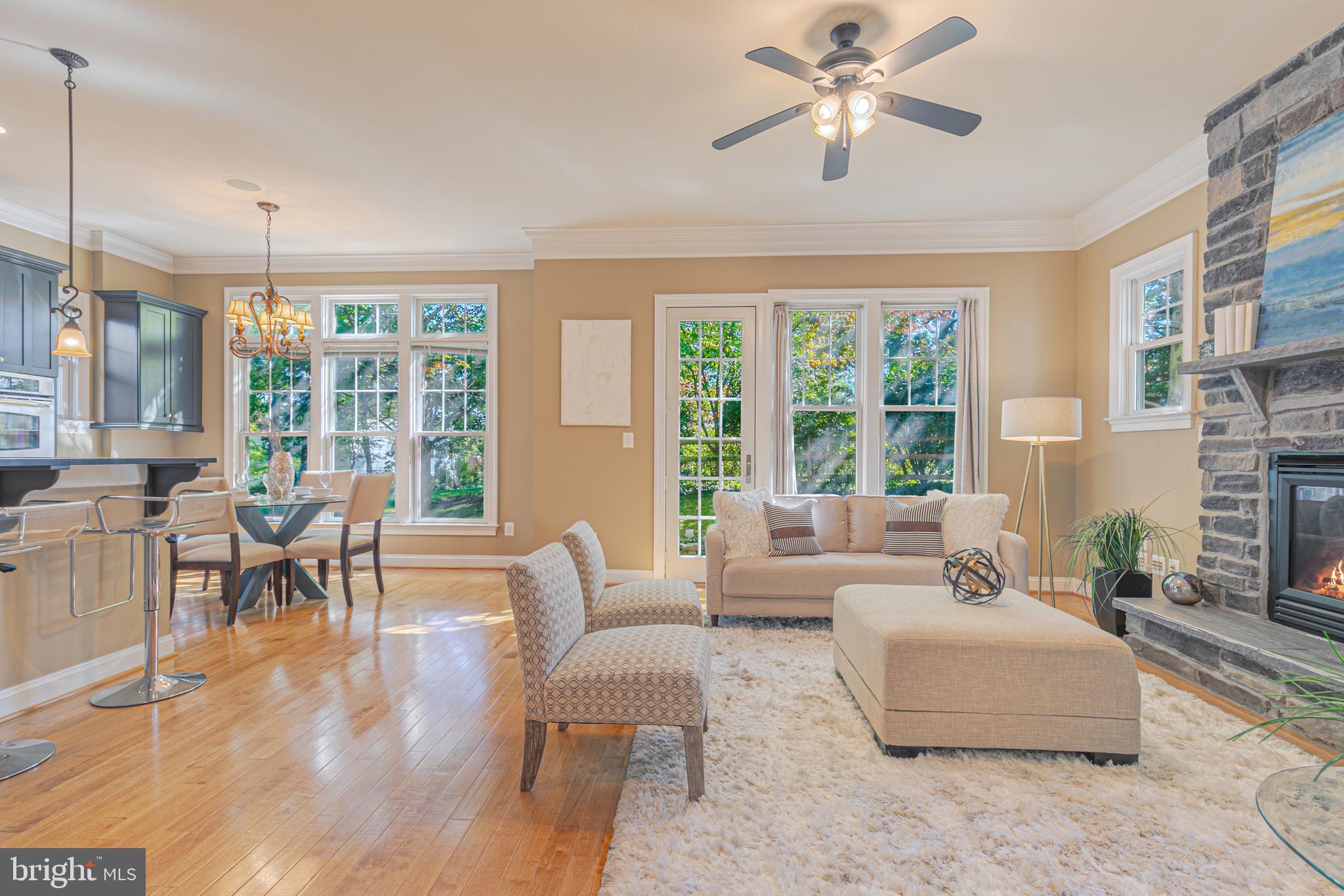 LEE HEIGHTS - Residential