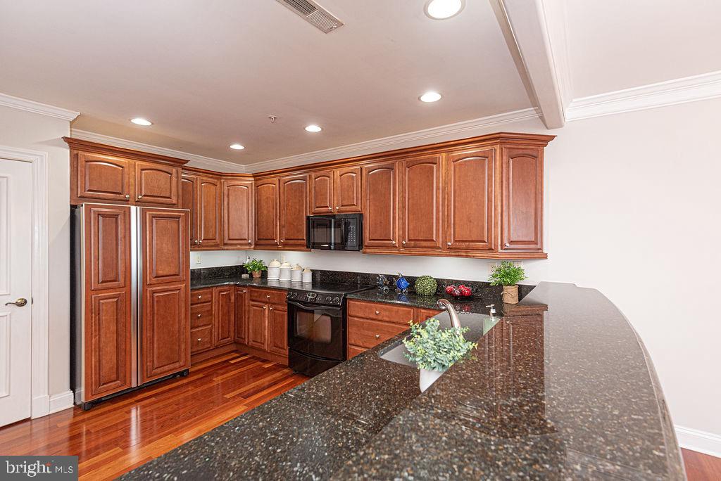 OCEAN PINES - THE POINT - Residential