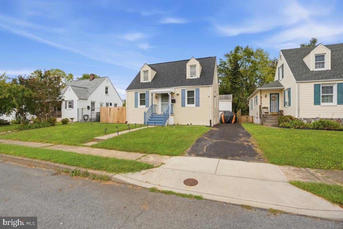 1044 BEECHWOOD DRIVE