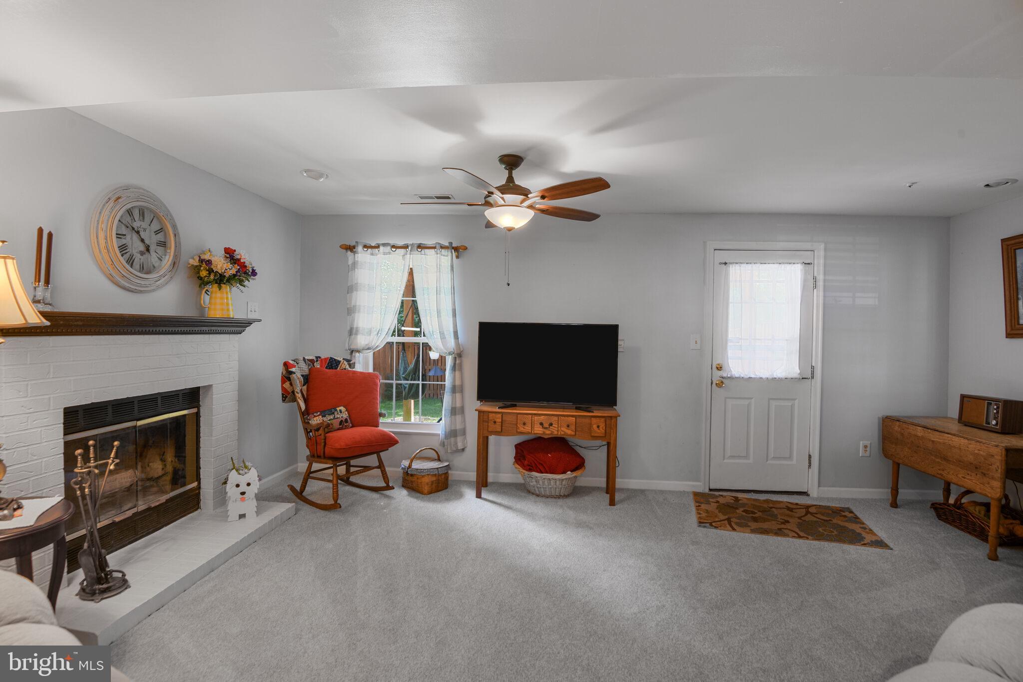 PINEY ORCHARD - Residential