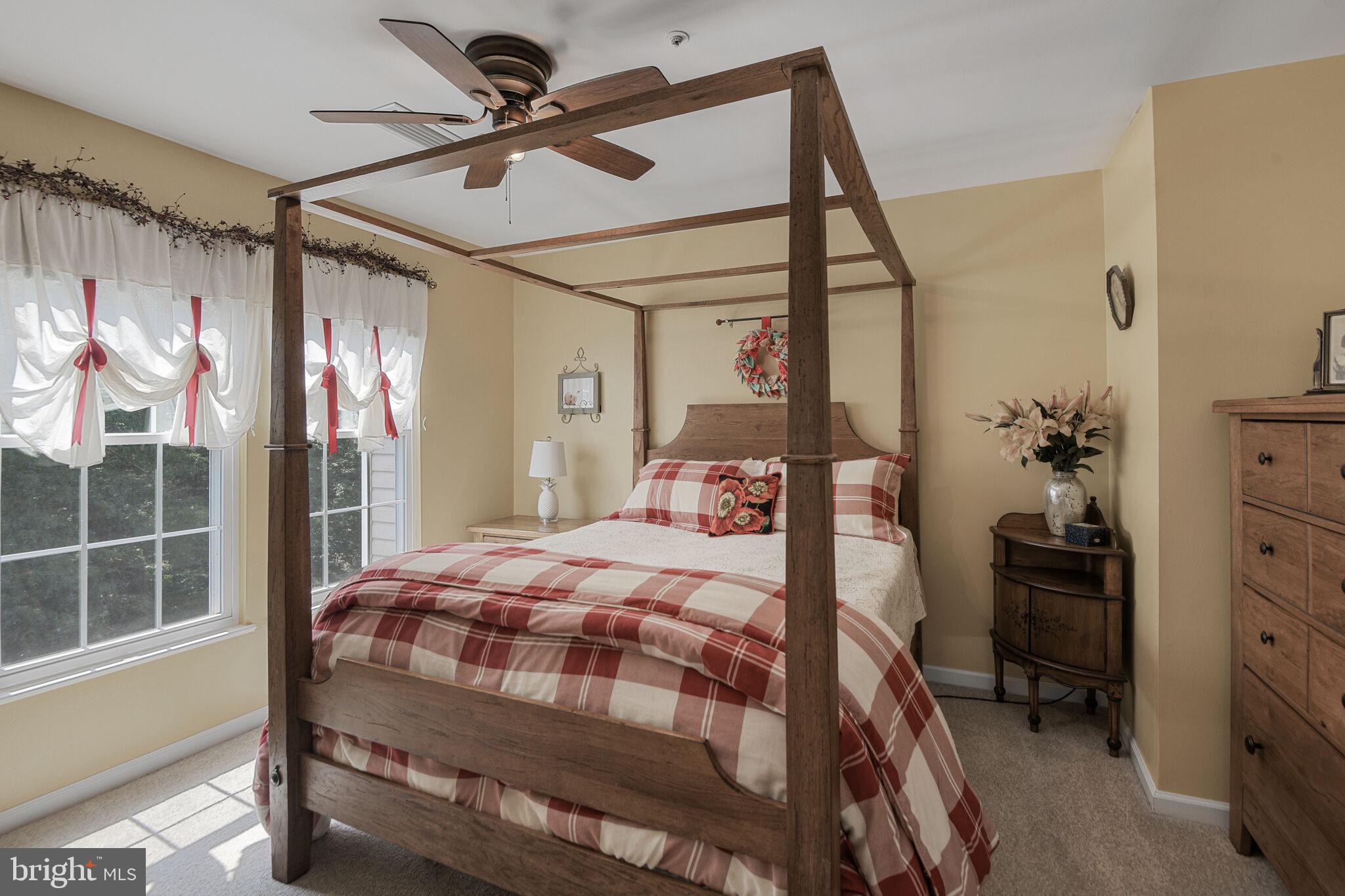 PINEY ORCHARD - Residential