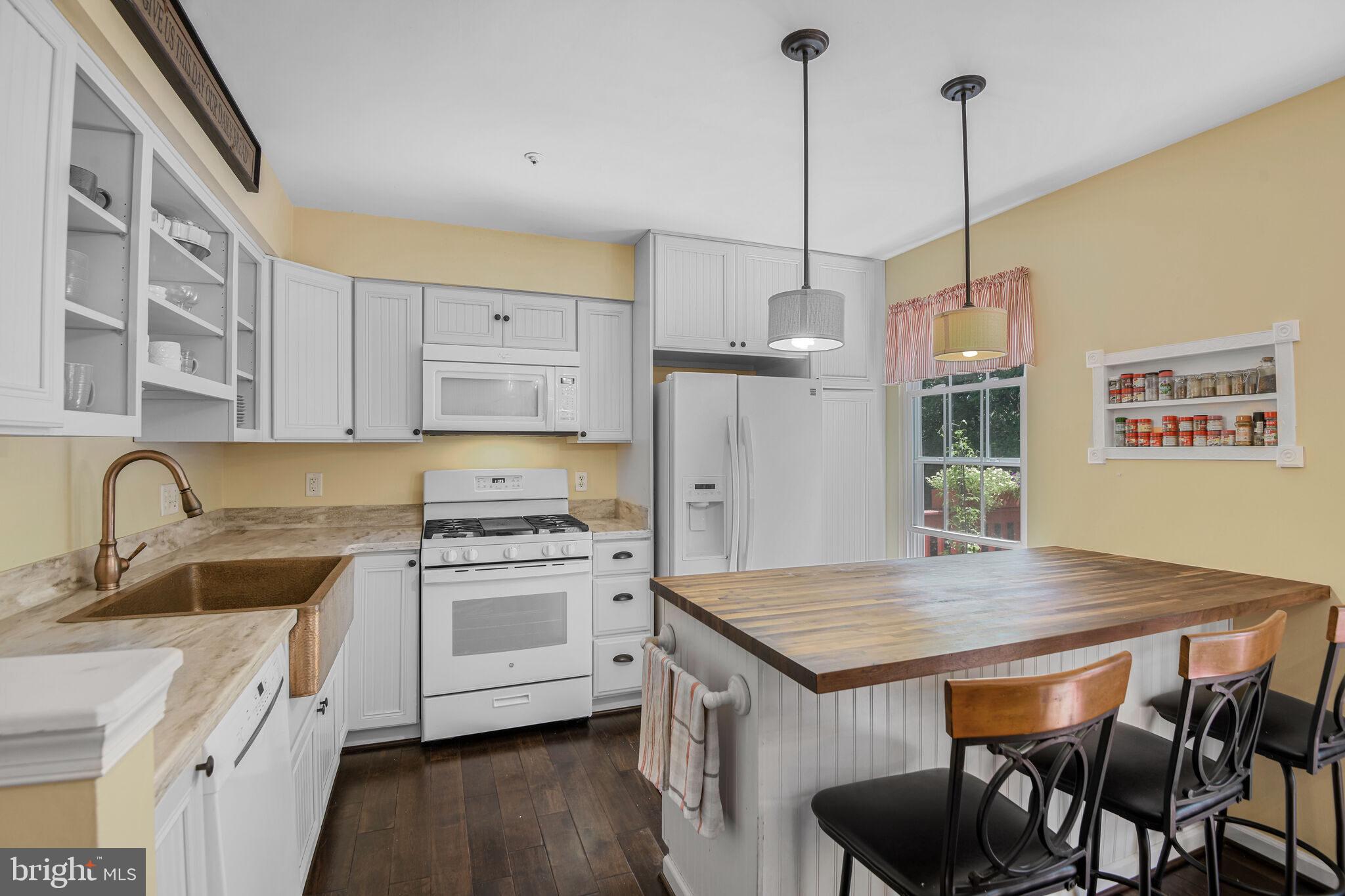 PINEY ORCHARD - Residential