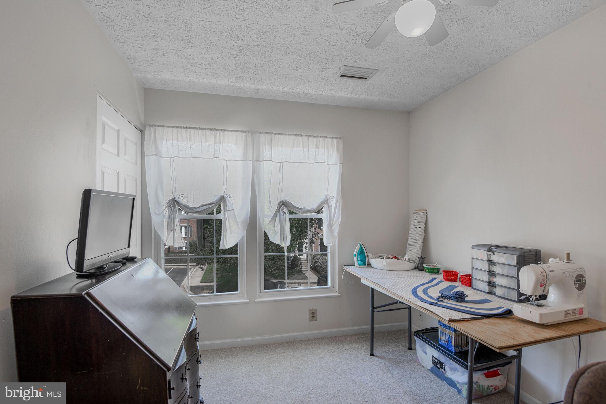 PINEY ORCHARD - Residential