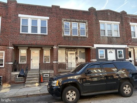 Townhouse For Sale - 2054 Anchor Street<br/> PHILADELPHIA, PA 19124