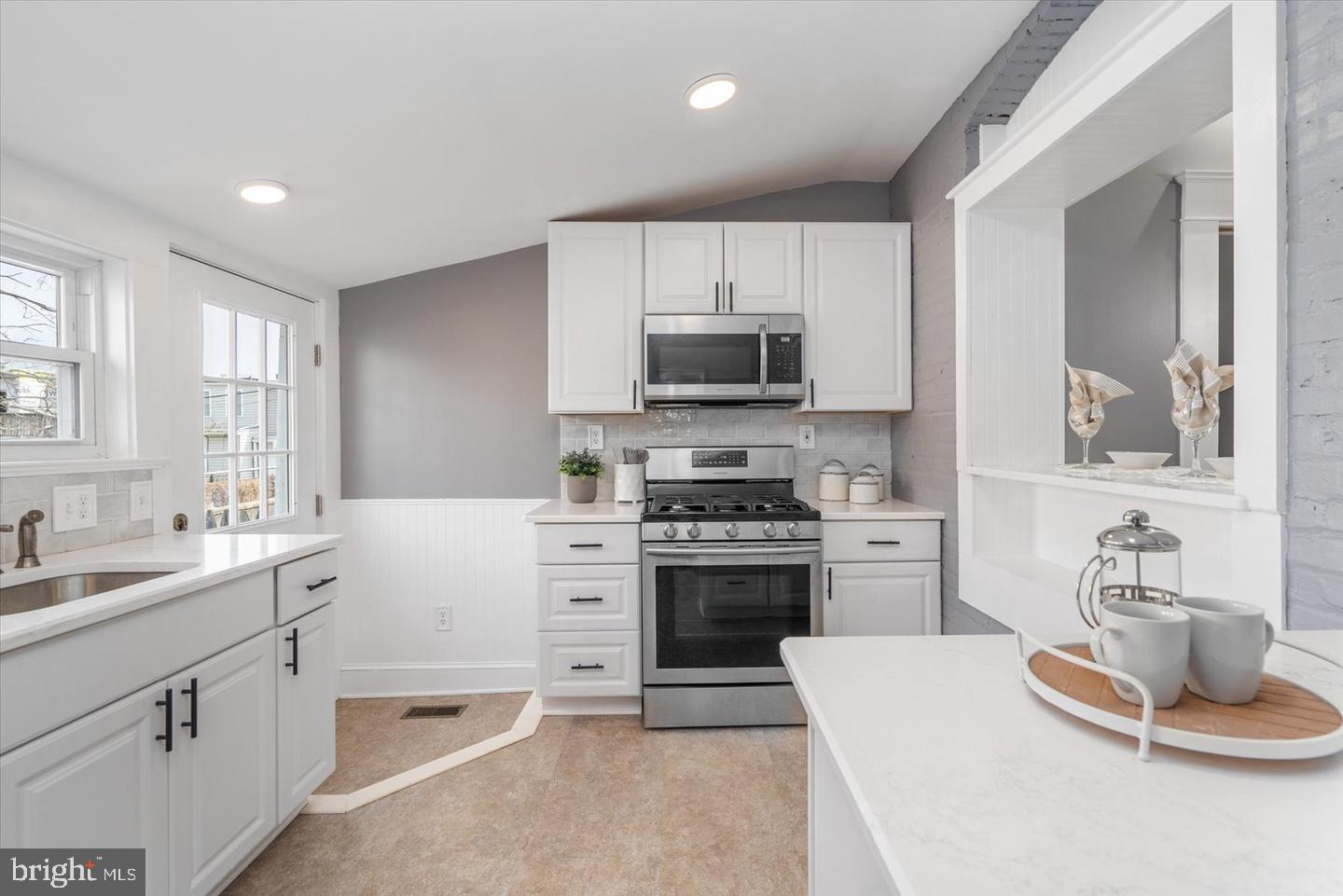 BREWERS HILL - Residential