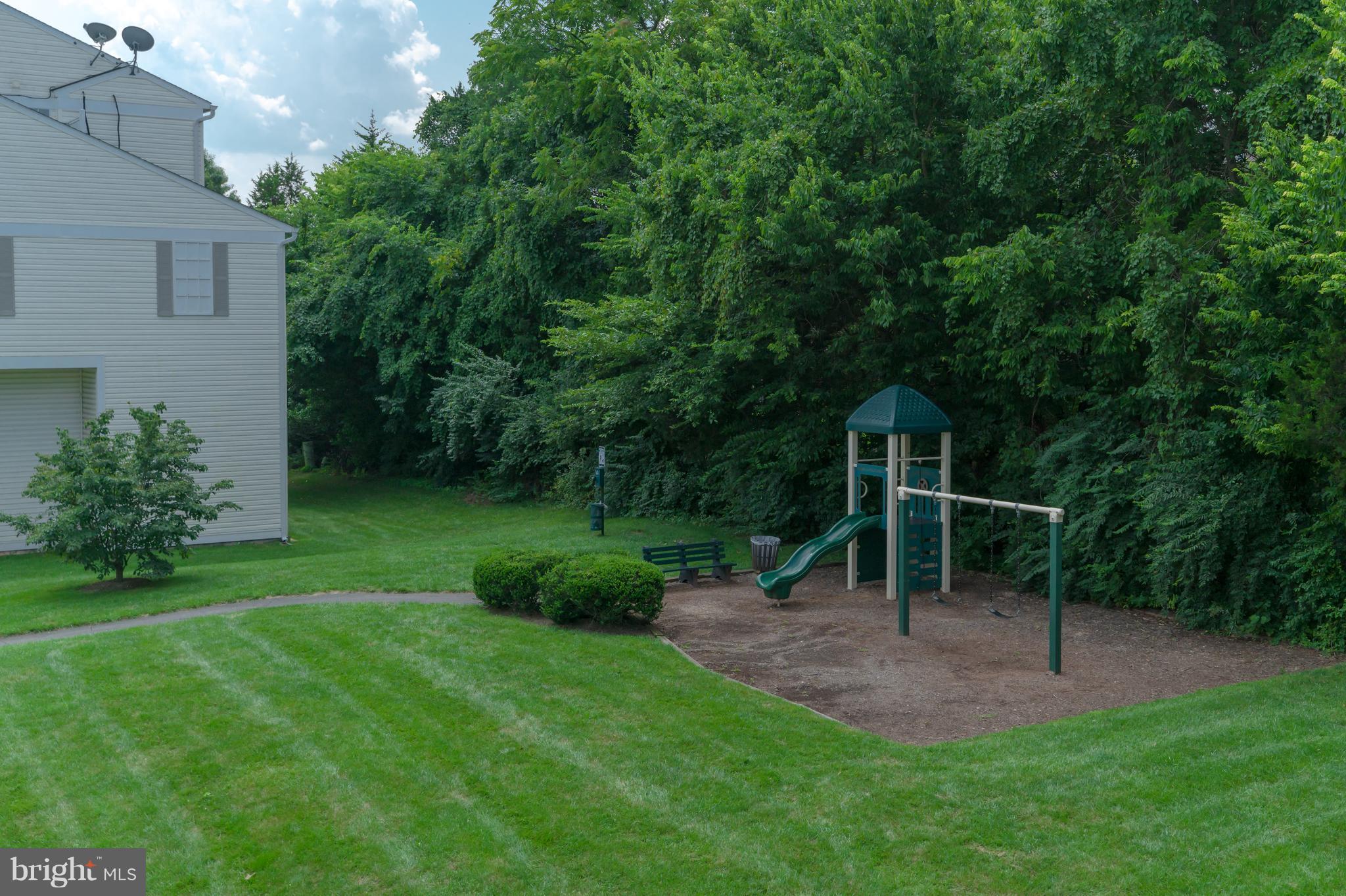 CHATHAM GREEN CONDOMINIUM - Residential