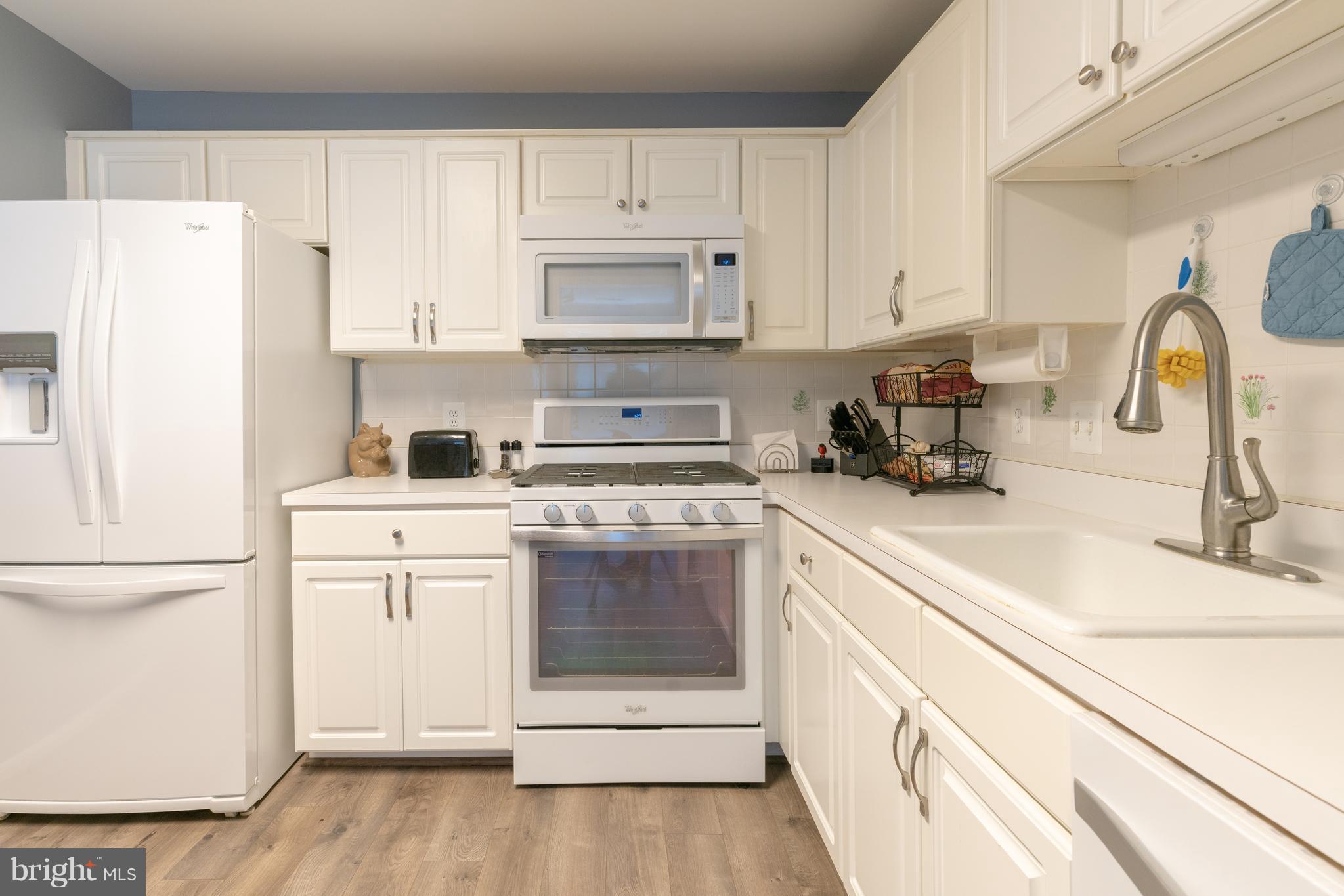 CHATHAM GREEN CONDOMINIUM - Residential