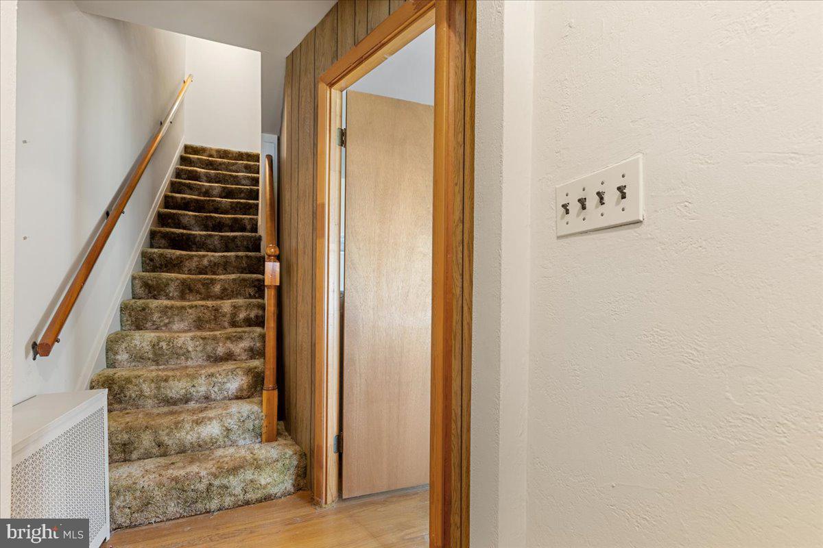 STOLLS MANOR - Residential