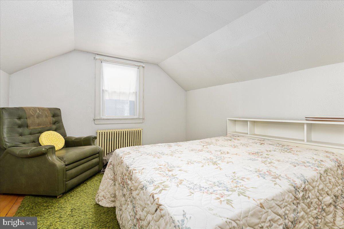 STOLLS MANOR - Residential