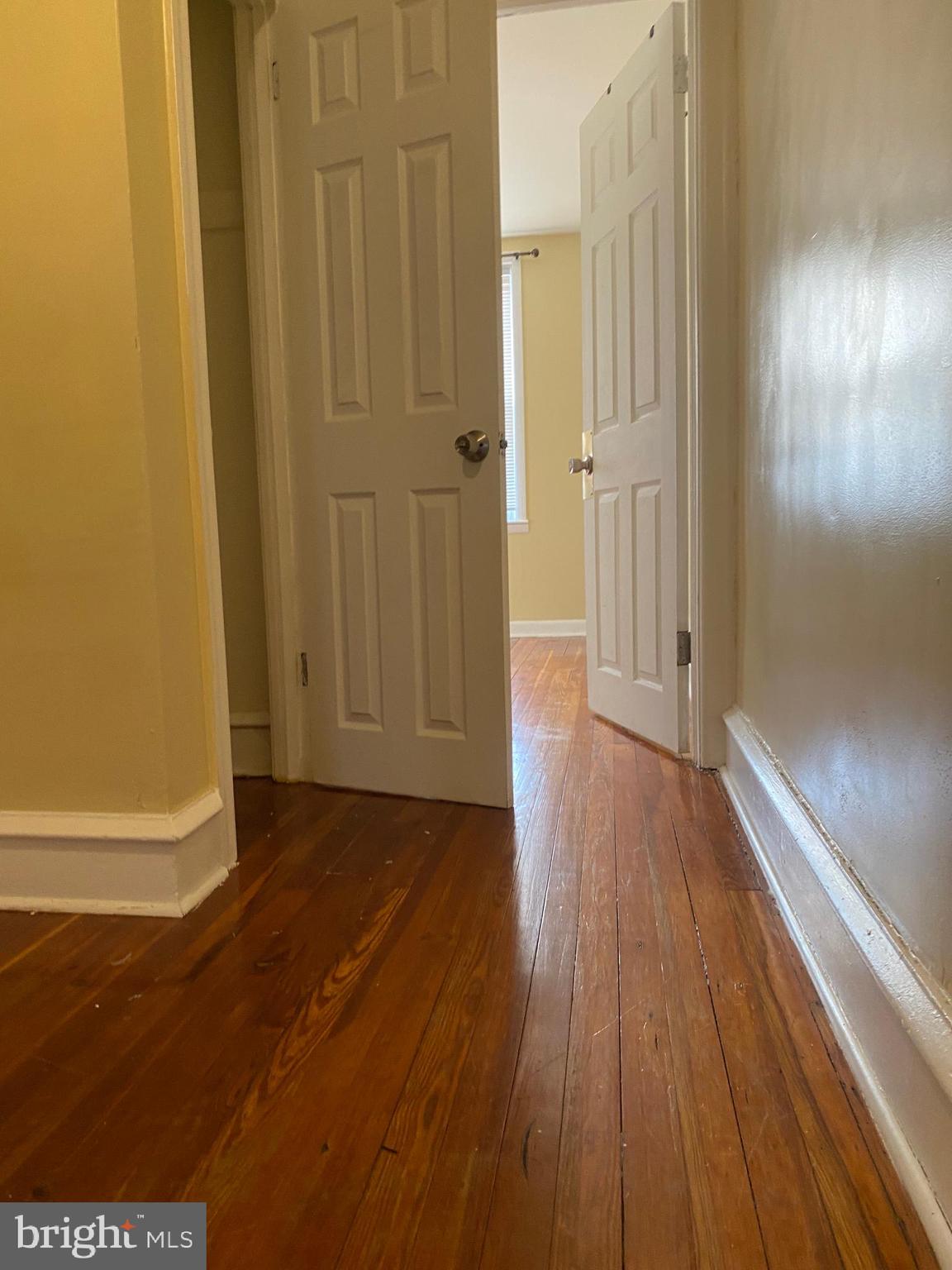 LAWNCREST - Residential Lease