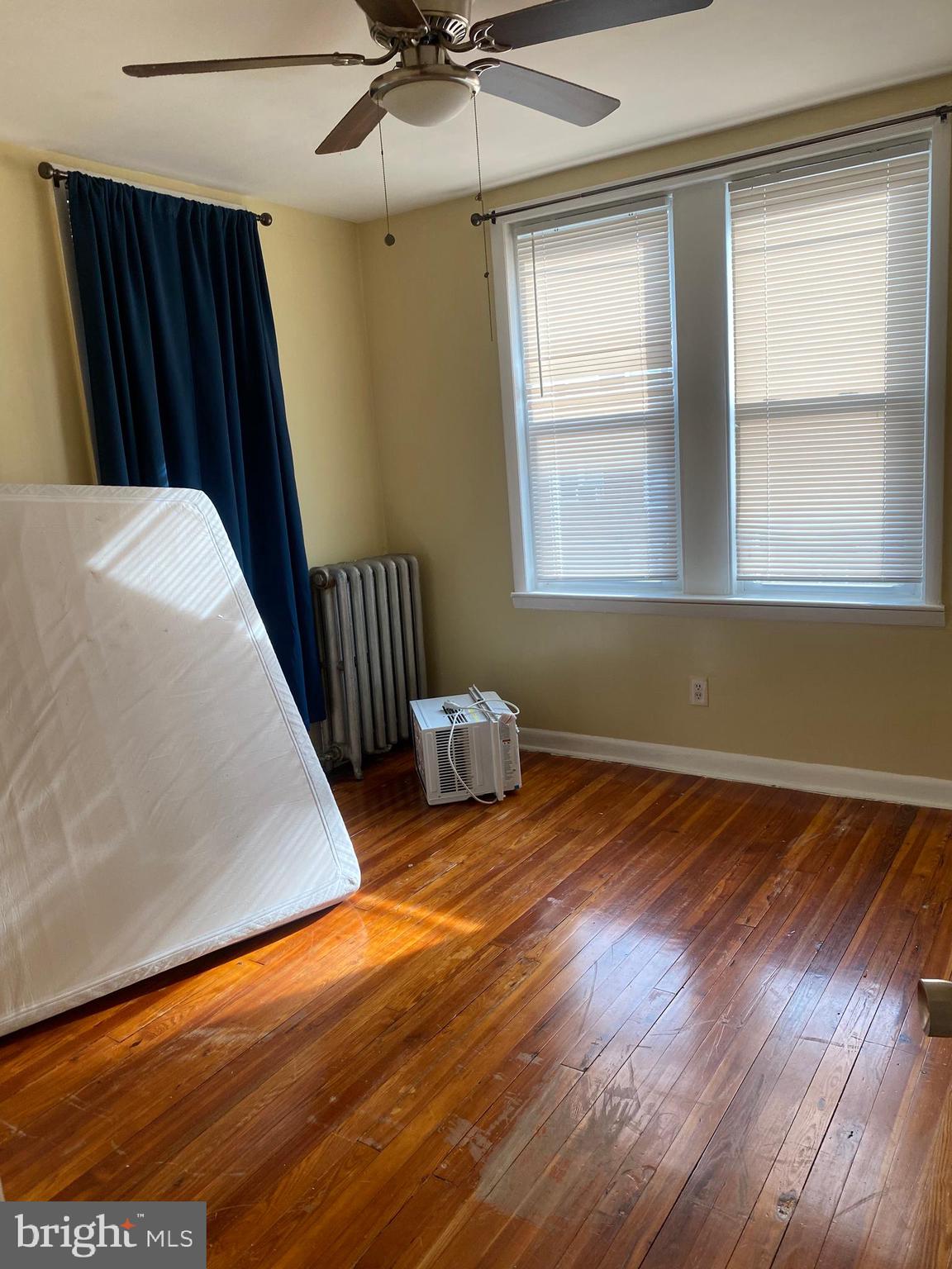 LAWNCREST - Residential Lease