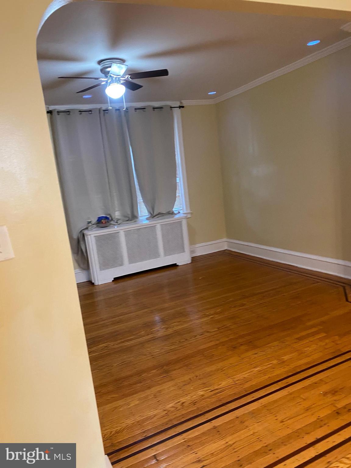 LAWNCREST - Residential Lease