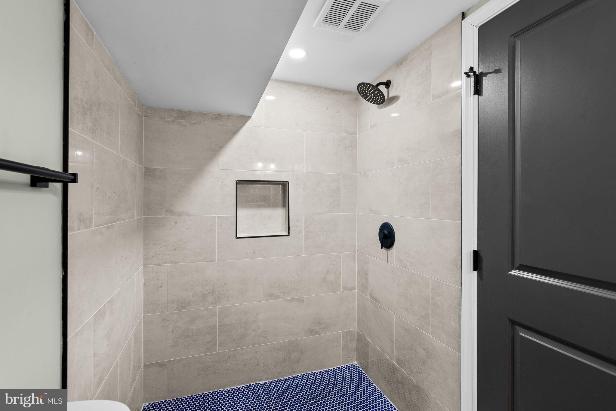 GWYNN OAK - Residential