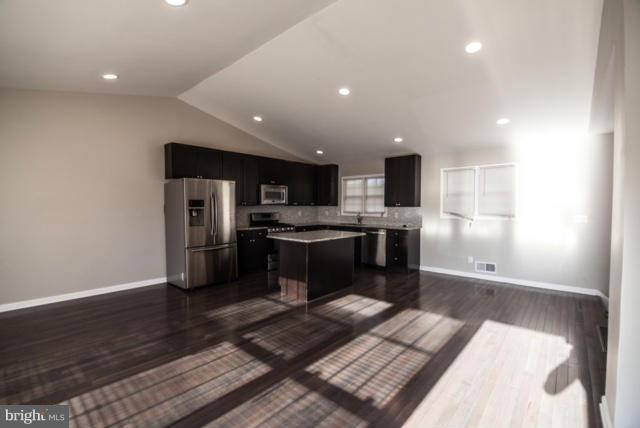 LIBERTY MANOR - Residential