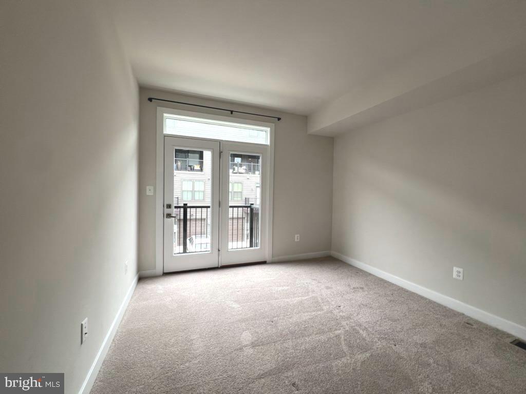 PADDOCK POINTE - Residential Lease