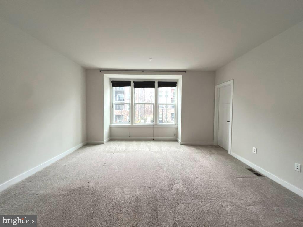 PADDOCK POINTE - Residential Lease