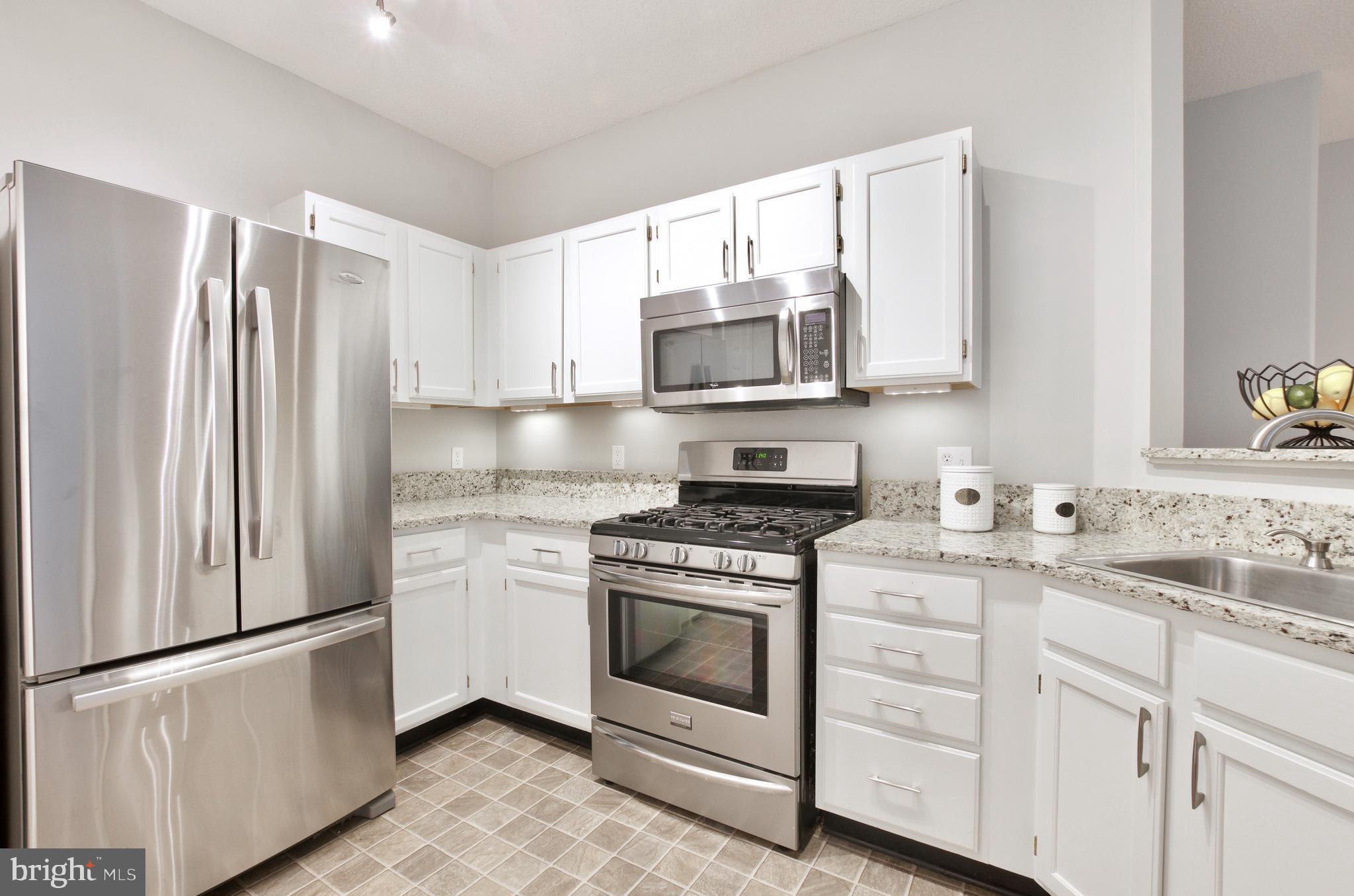 EDGEWATER AT TOWN CENTER - Residential Lease