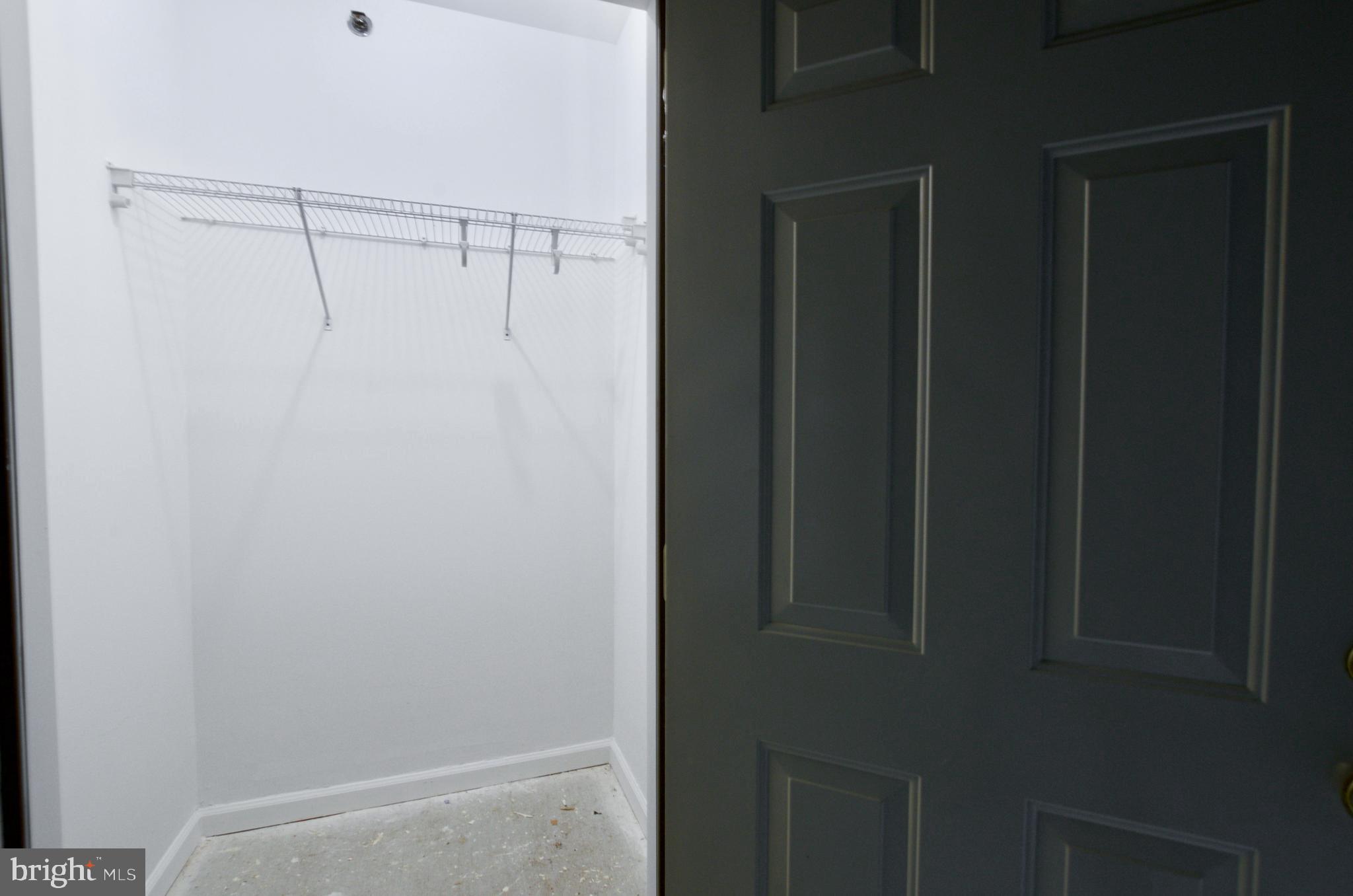 EDGEWATER AT TOWN CENTER - Residential Lease