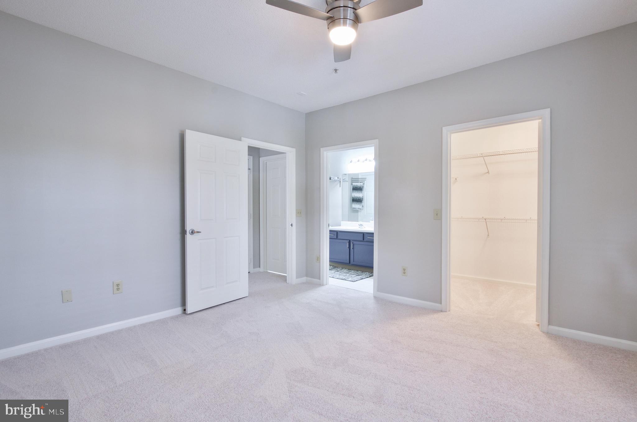 EDGEWATER AT TOWN CENTER - Residential Lease