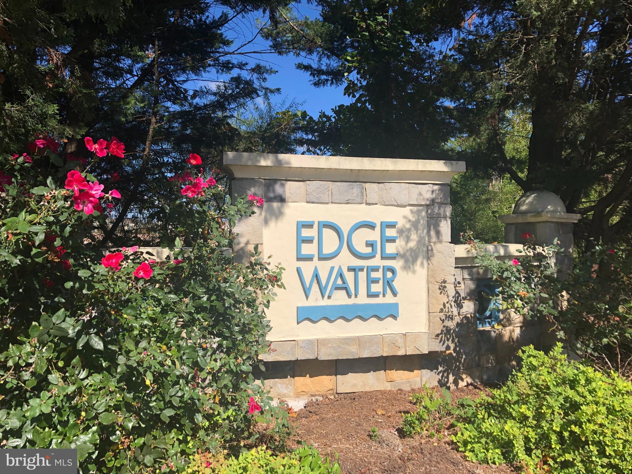 EDGEWATER AT TOWN CENTER - Residential Lease