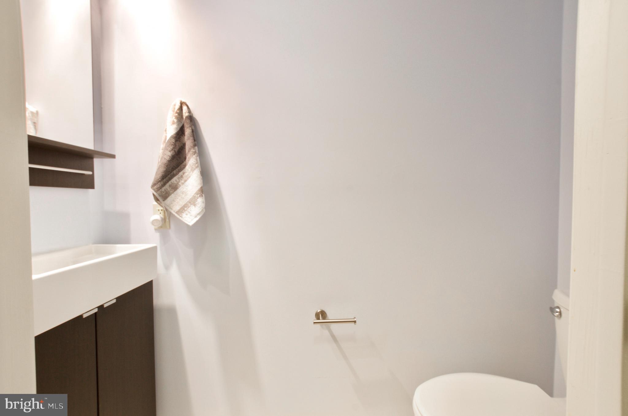 EDGEWATER AT TOWN CENTER - Residential Lease