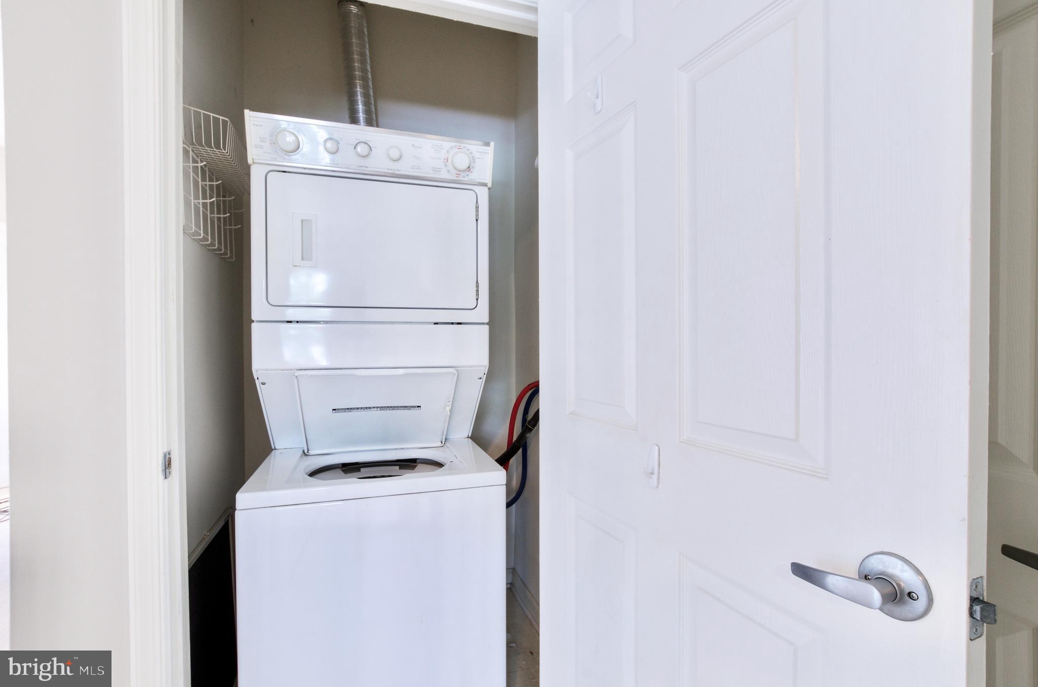 EDGEWATER AT TOWN CENTER - Residential Lease