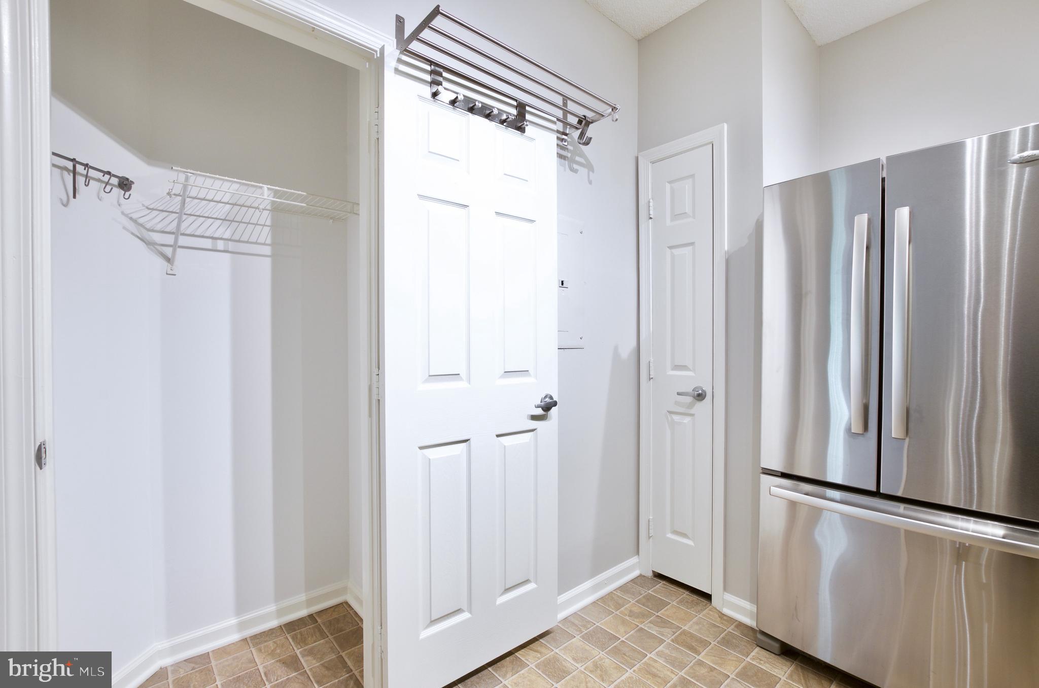 EDGEWATER AT TOWN CENTER - Residential Lease