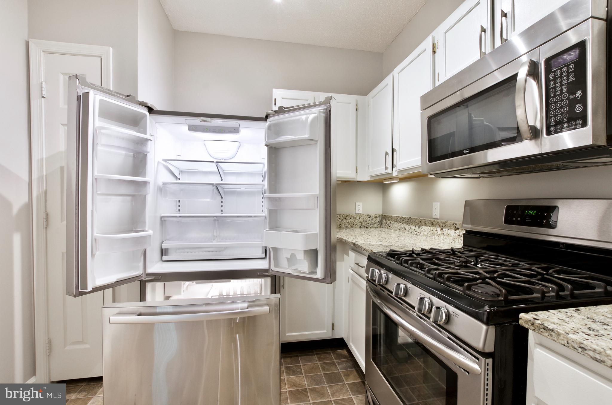 EDGEWATER AT TOWN CENTER - Residential Lease