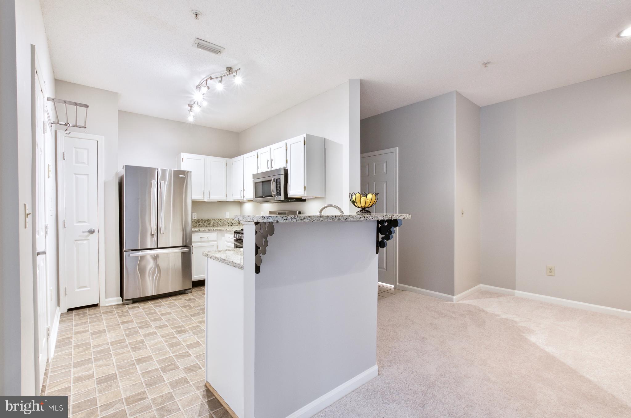 EDGEWATER AT TOWN CENTER - Residential Lease