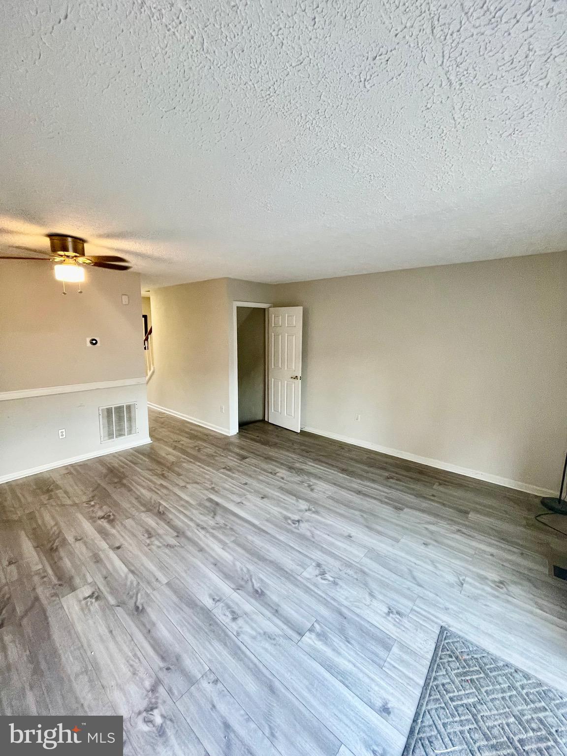 FORESTVILLE PARK - Residential