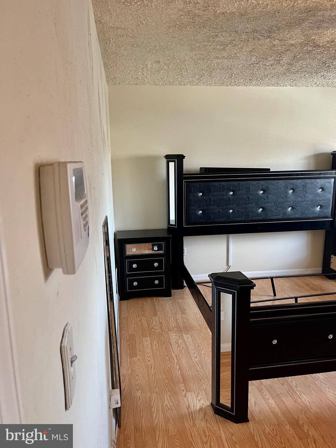 FORESTVILLE PARK - Residential