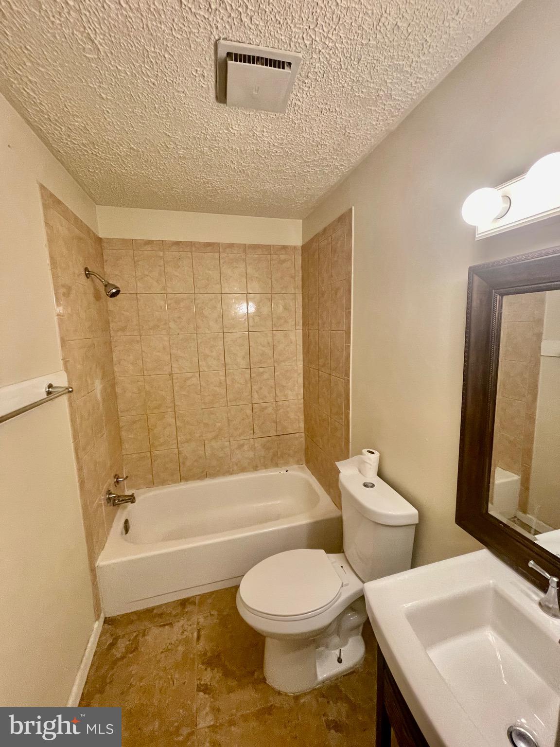 FORESTVILLE PARK - Residential