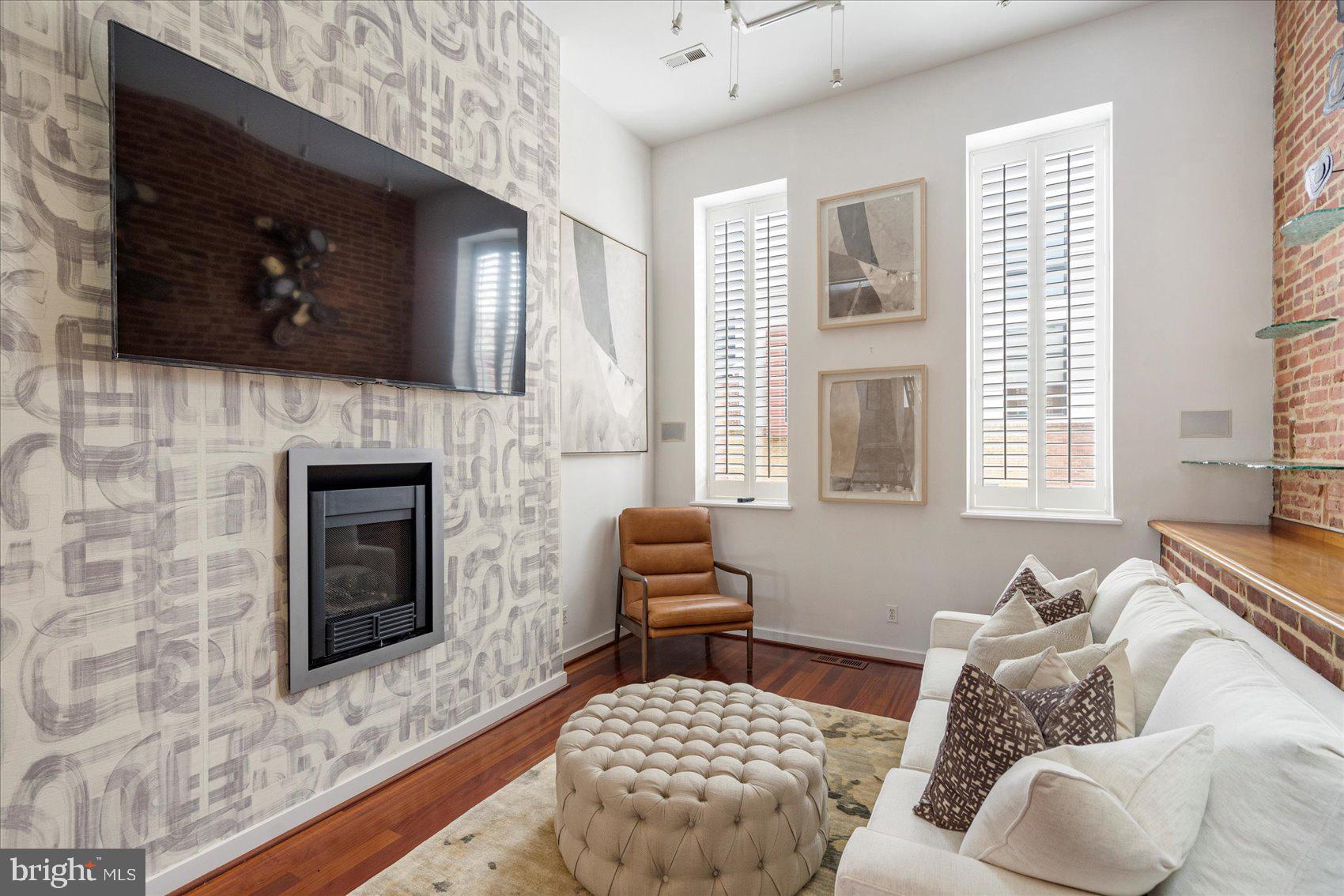 FELLS POINT HISTORIC DISTRICT - Residential