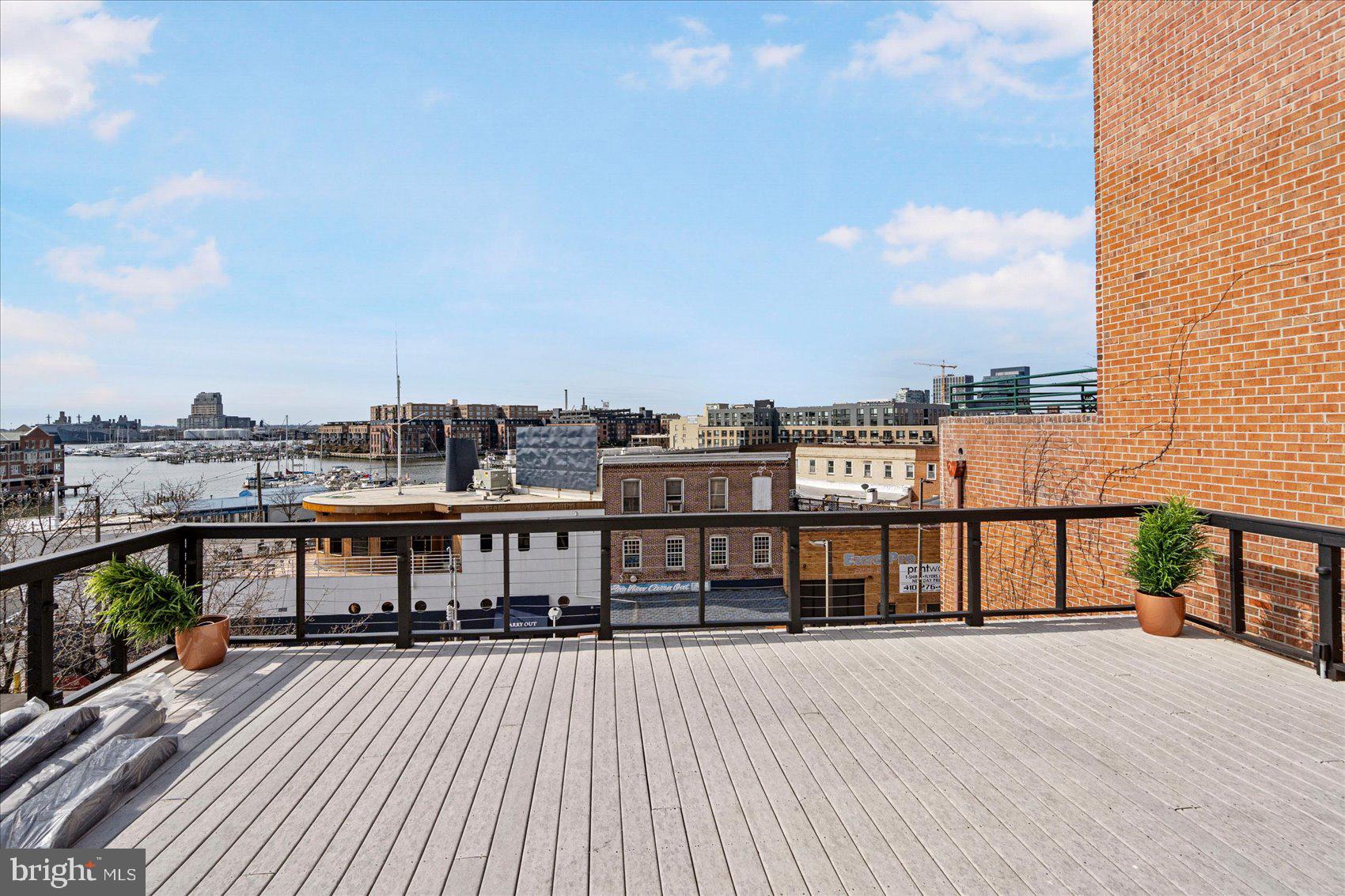 FELLS POINT HISTORIC DISTRICT - Residential
