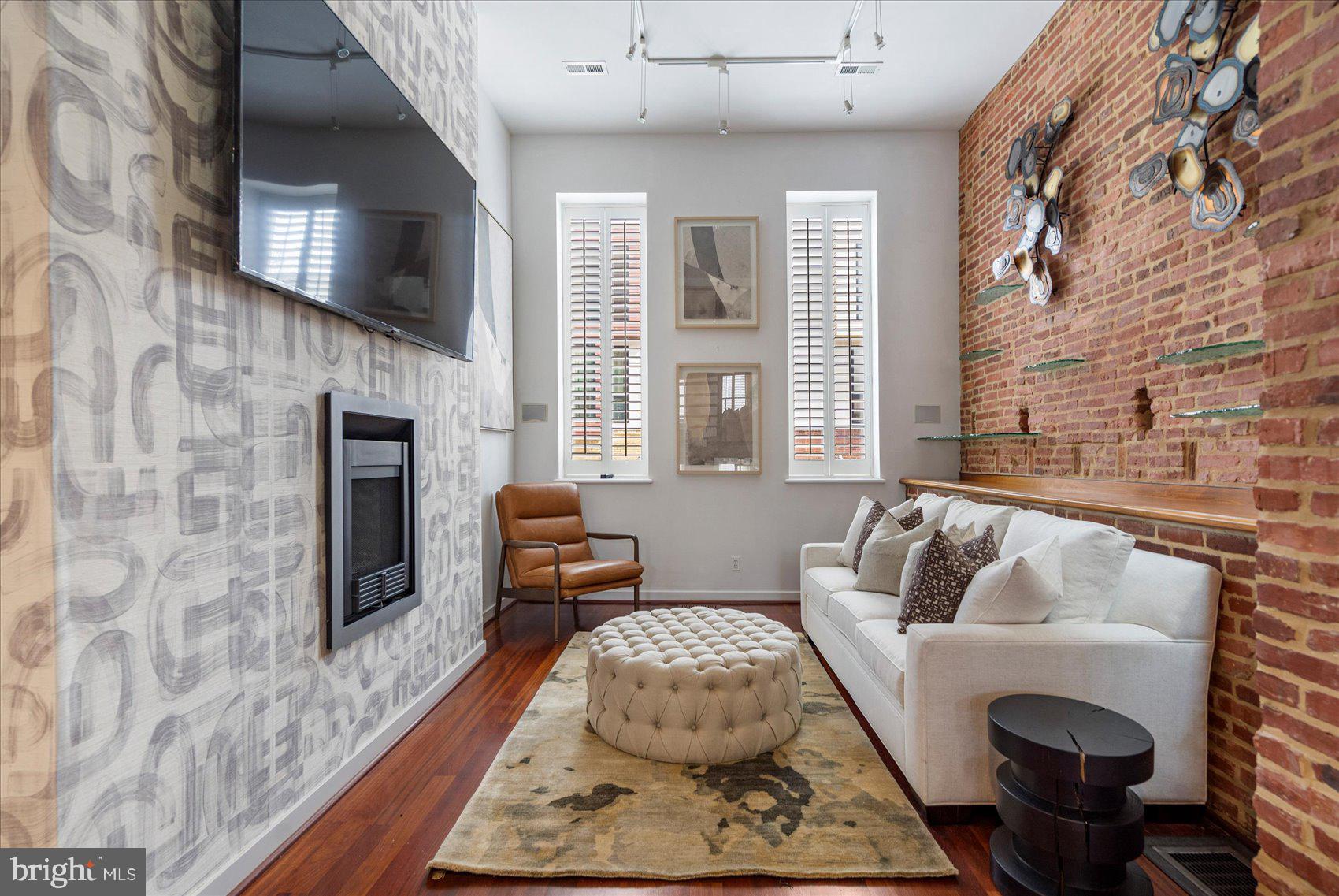 FELLS POINT HISTORIC DISTRICT - Residential
