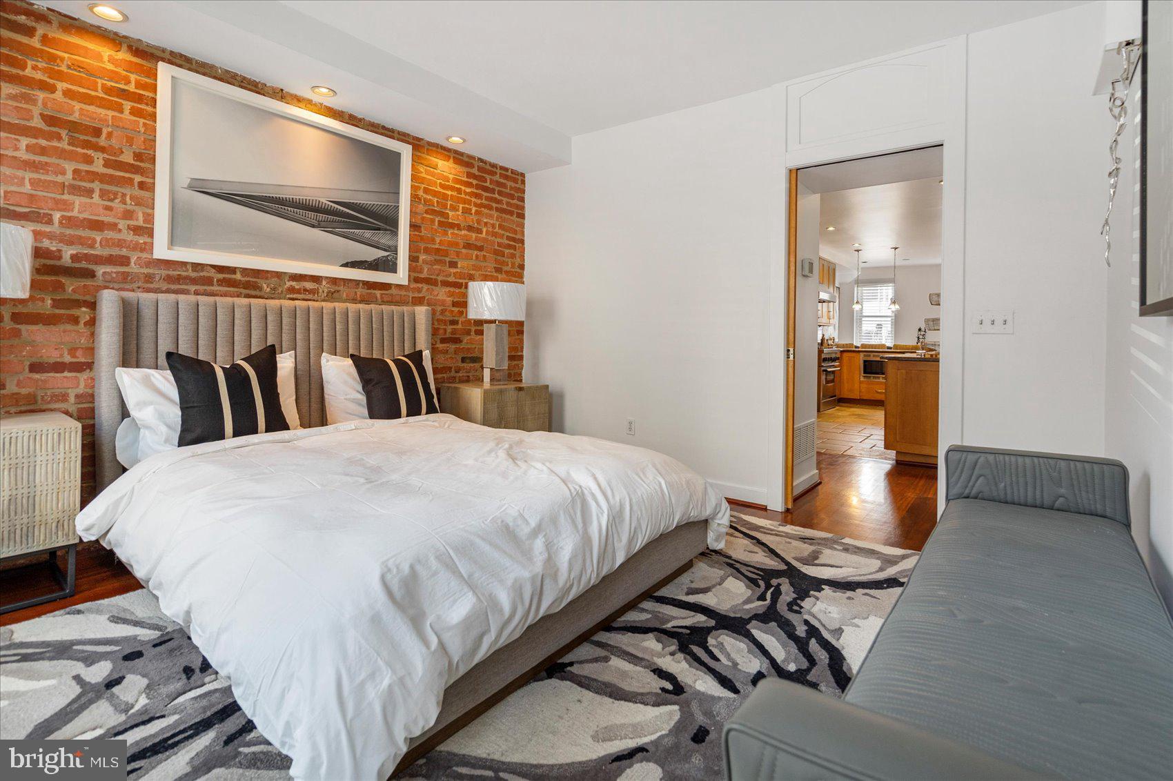 FELLS POINT HISTORIC DISTRICT - Residential