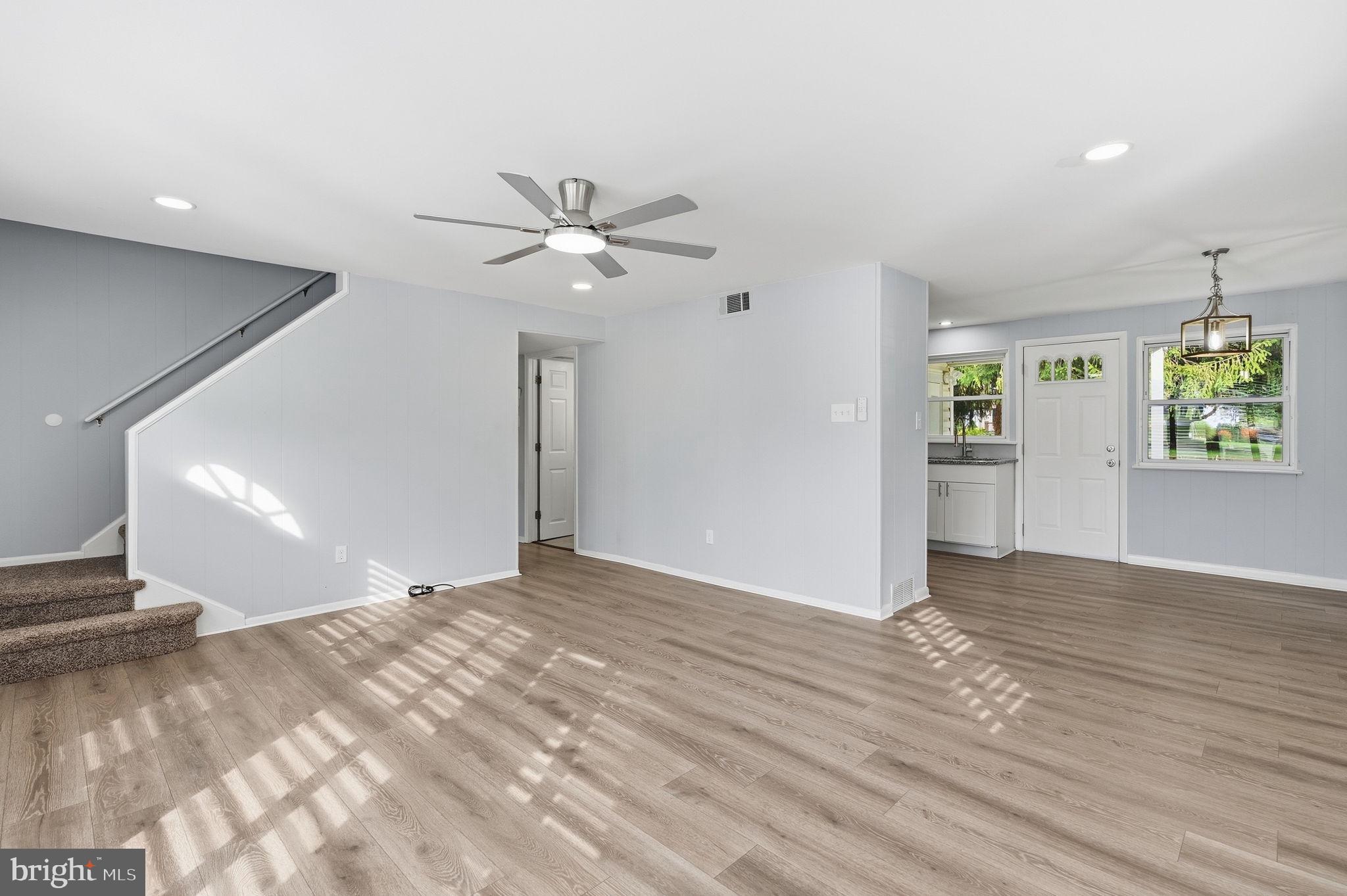 226 OXFORD CIRCLE