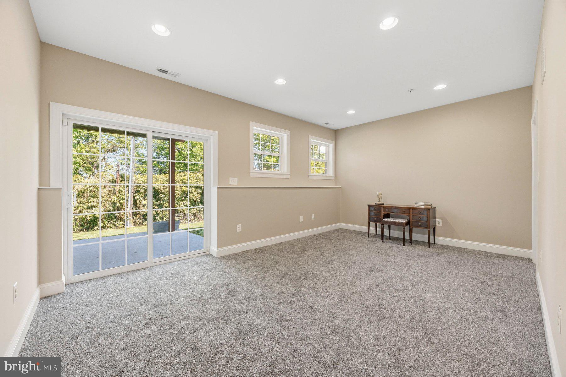 WOODBERRY - Residential