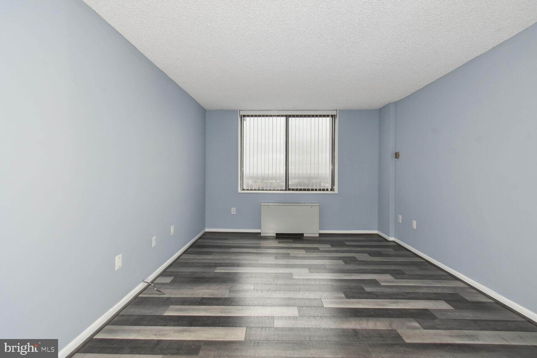 SKYLINE PLAZA - Residential Lease