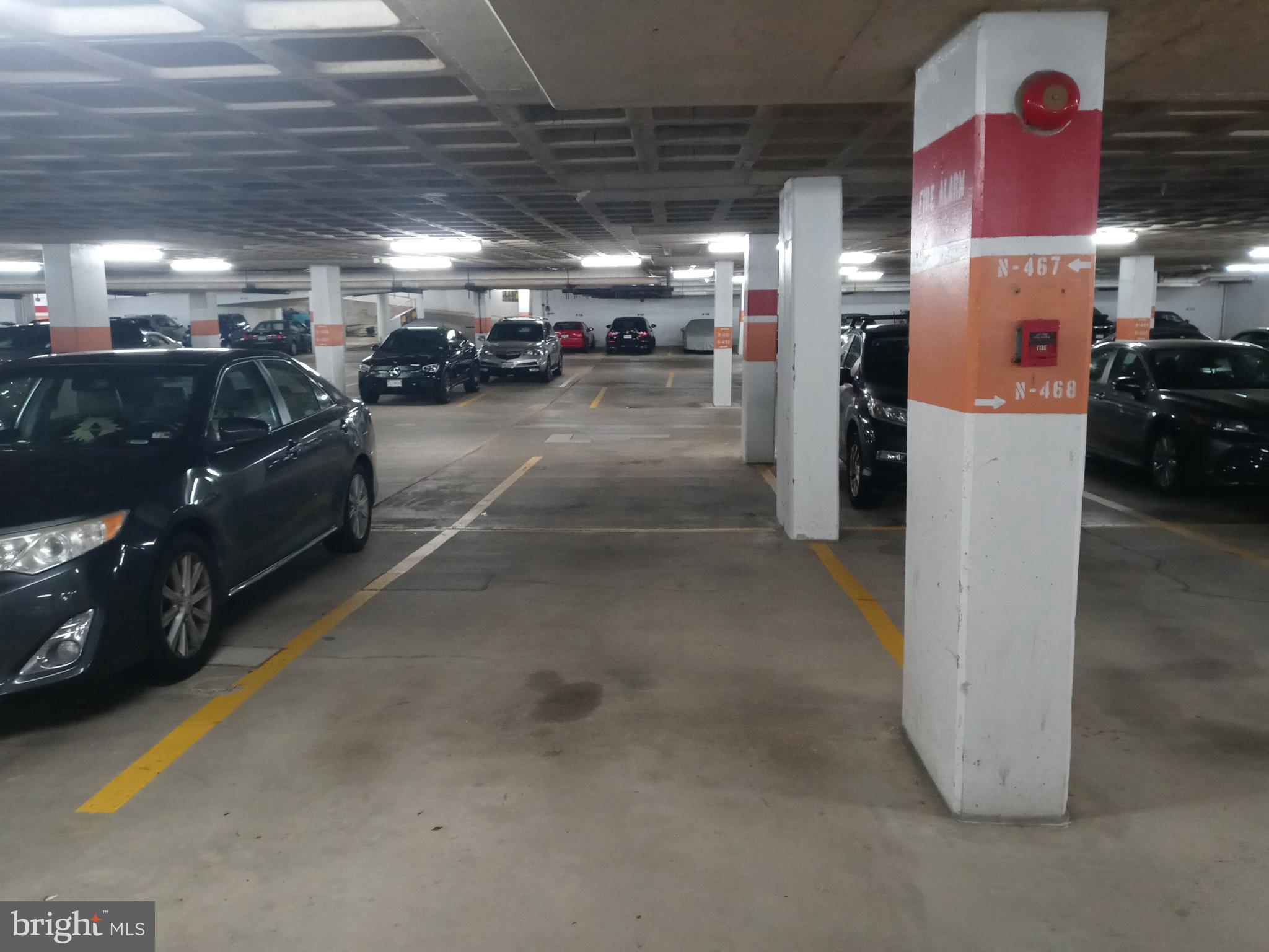 SKYLINE PLAZA - Residential Lease