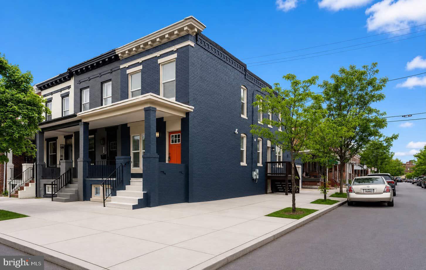 ELWOOD PARK - Residential