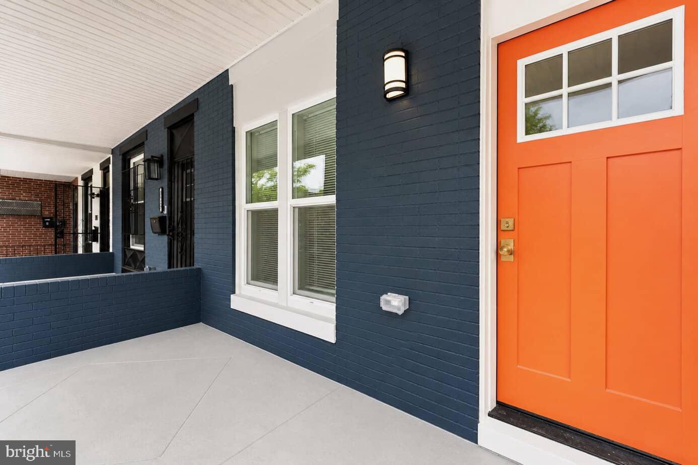 ELWOOD PARK - Residential