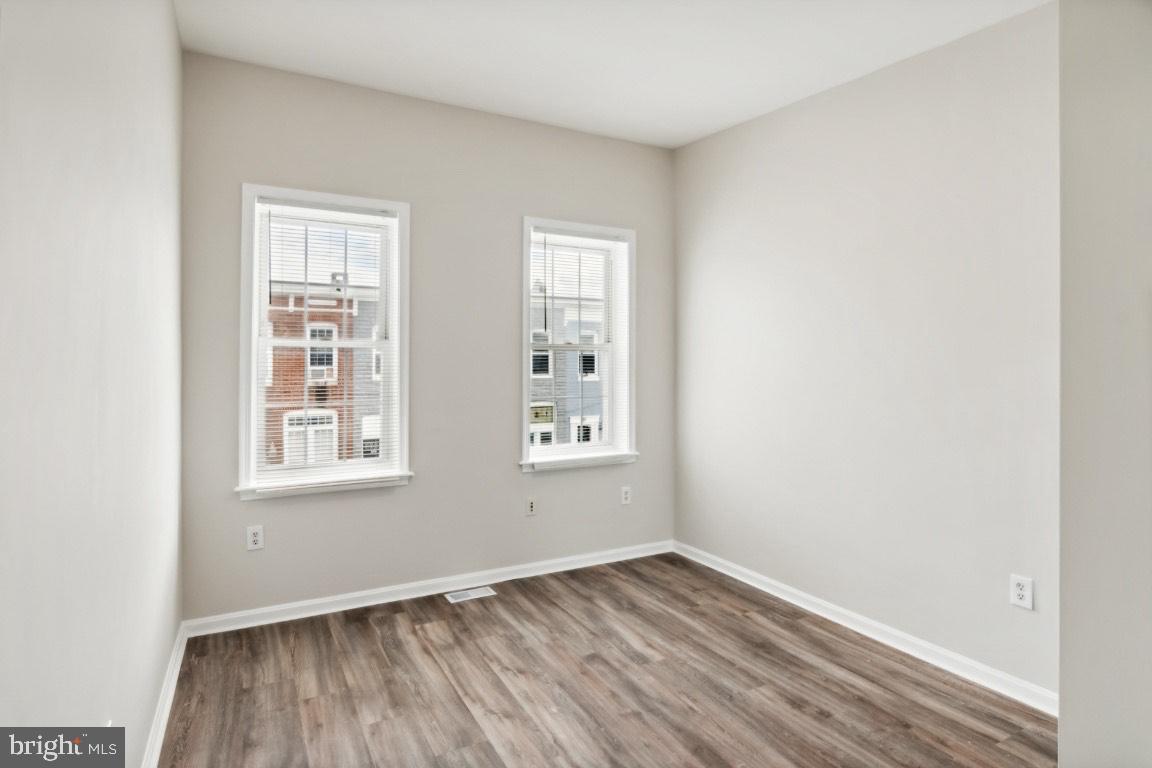 BALTIMORE HIGHLANDS - Residential