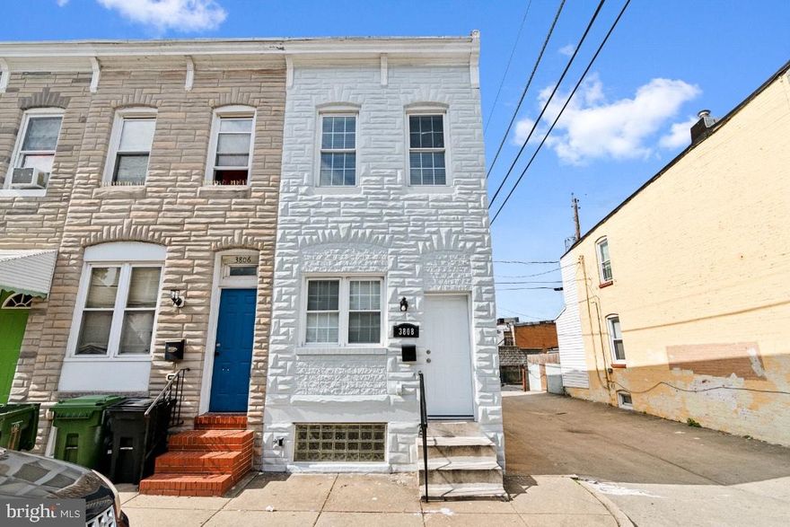 ONLINE AUCTION: Bidding begins 12/25/2025 @ 10:00 AM. Bidding ends 12/29/2025 @ 12:10 PM. List Price is Suggested Opening Bid. Deposit: $15,000.00.
 
This two-story townhouse is located in the Baltimore Highlands neighborhood within Baltimore City. Residents can enjoy the nearby attractions such as Highlandtown Markets, Dypski Park, Canton Waterfront Park, John Hopkins Bayview Hospital & Patterson Park. The property is vacant. The area offers easy access to major traffic routes U.S. Route 40 (Pulaski Highway), offering access to area amenities and commuter routes.